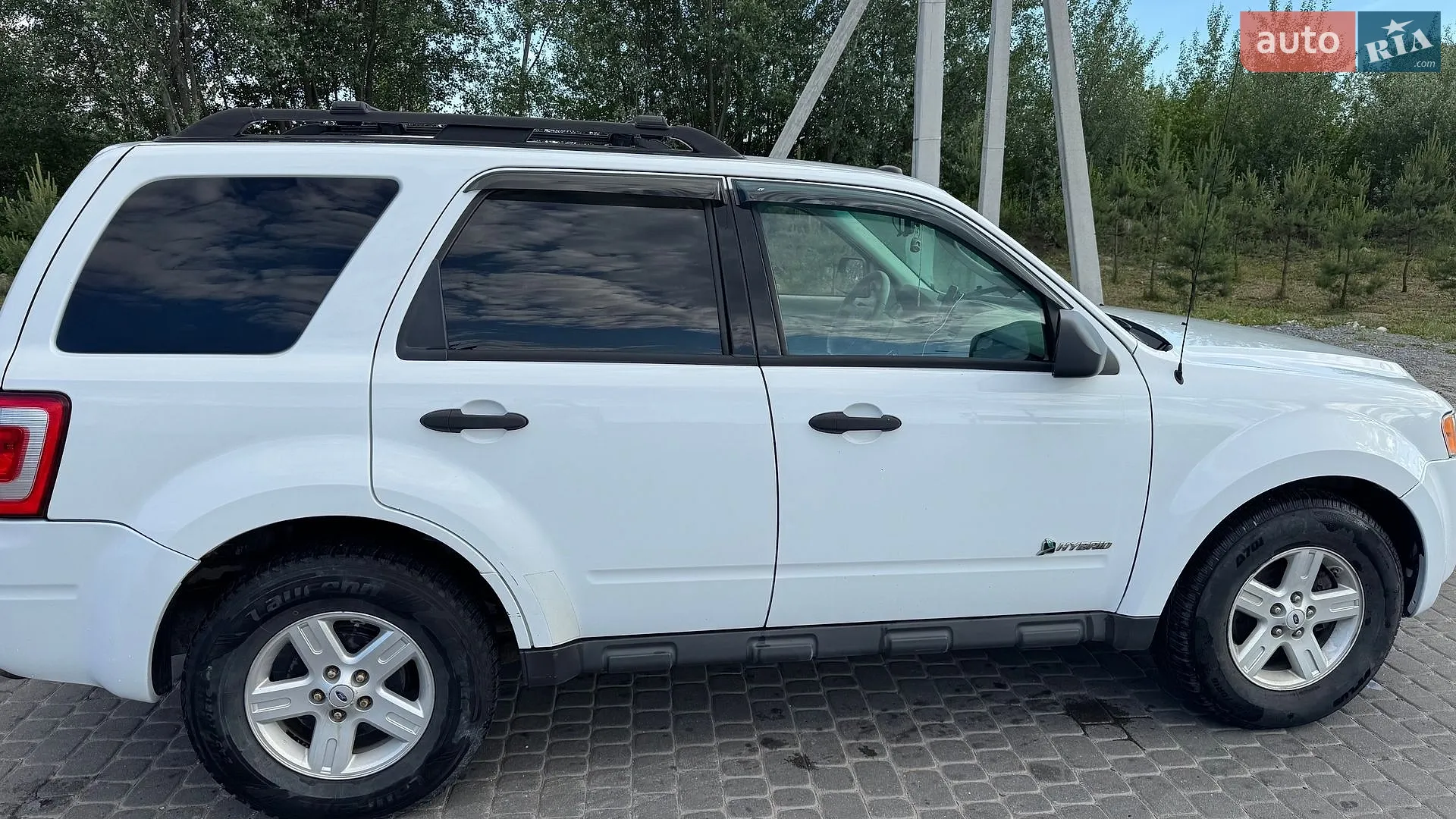 2010 Ford Escape - мініатюра 2