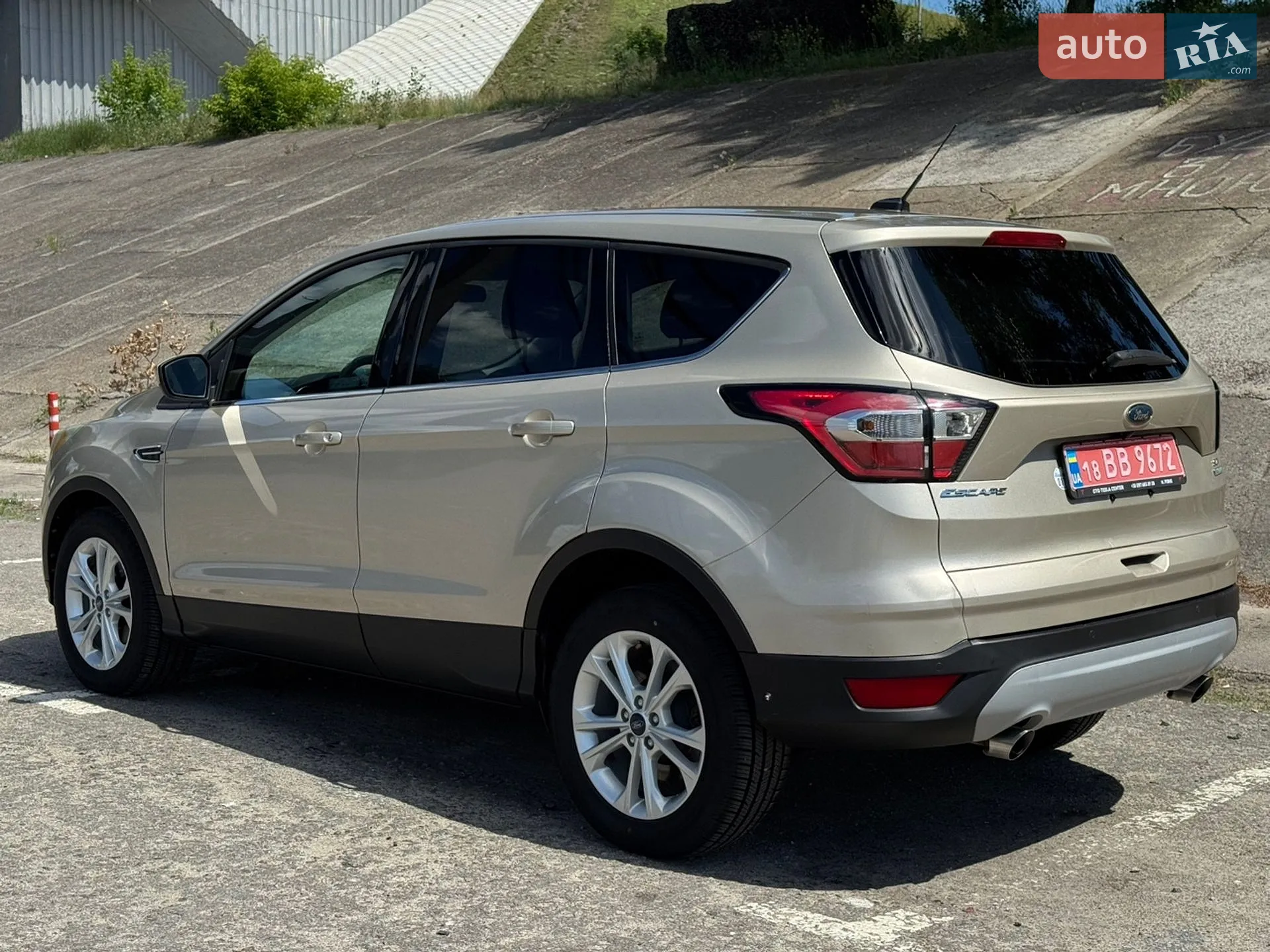 2017 Ford Escape - мініатюра 8