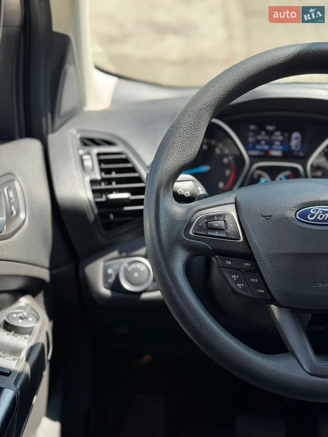 2017 Ford Escape - мініатюра 21