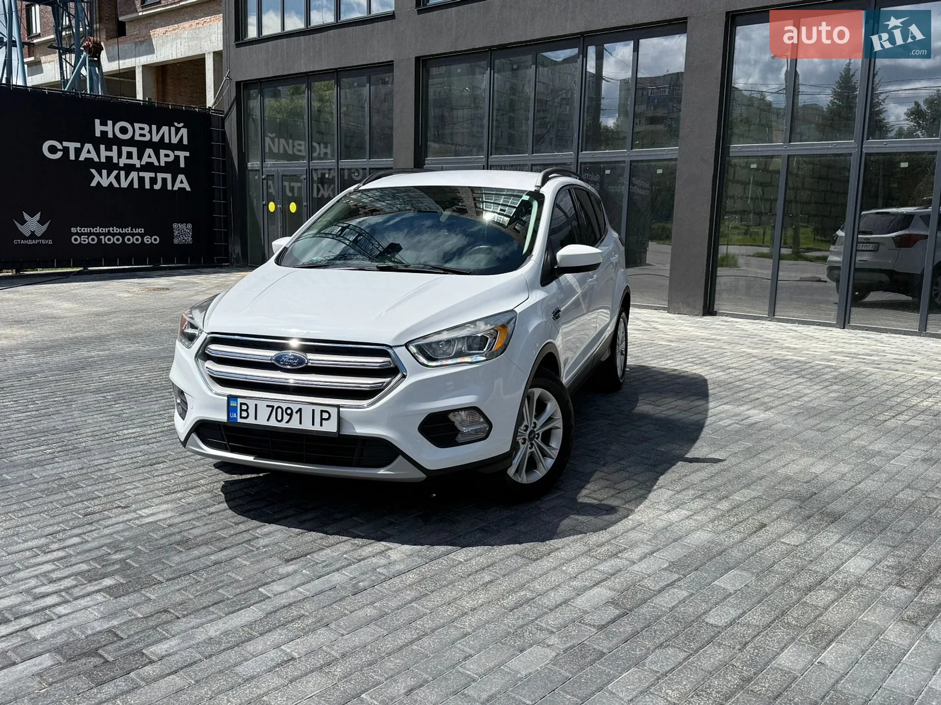 2019 Ford Escape - фото 1