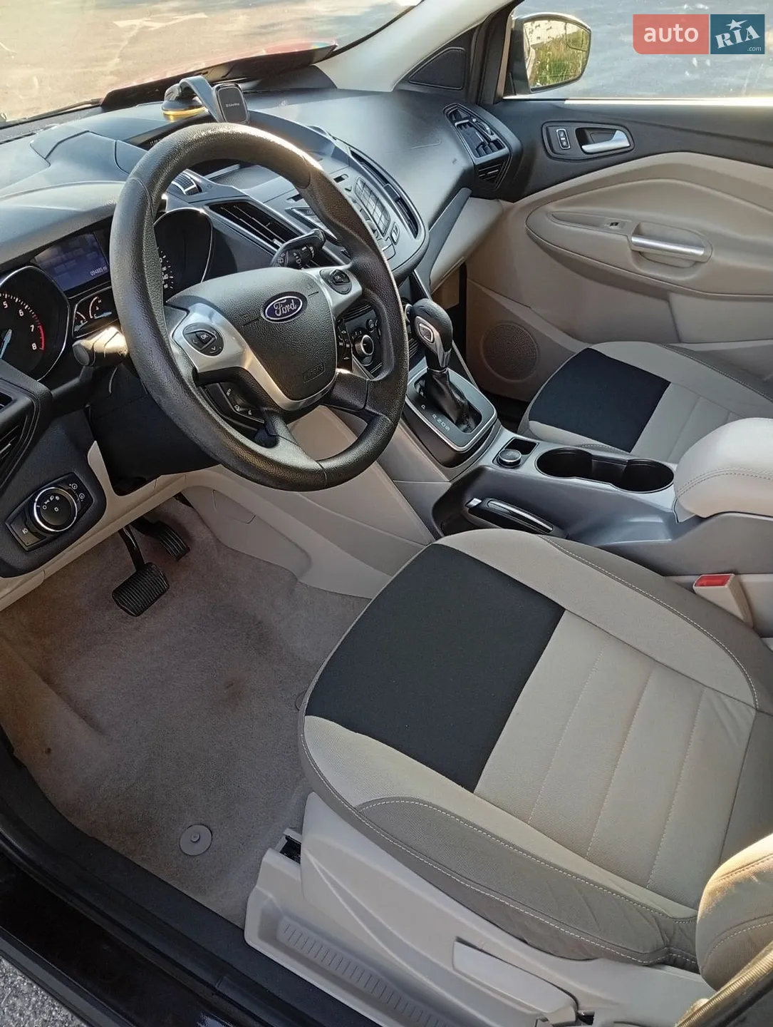 2012 Ford Escape - мініатюра 16