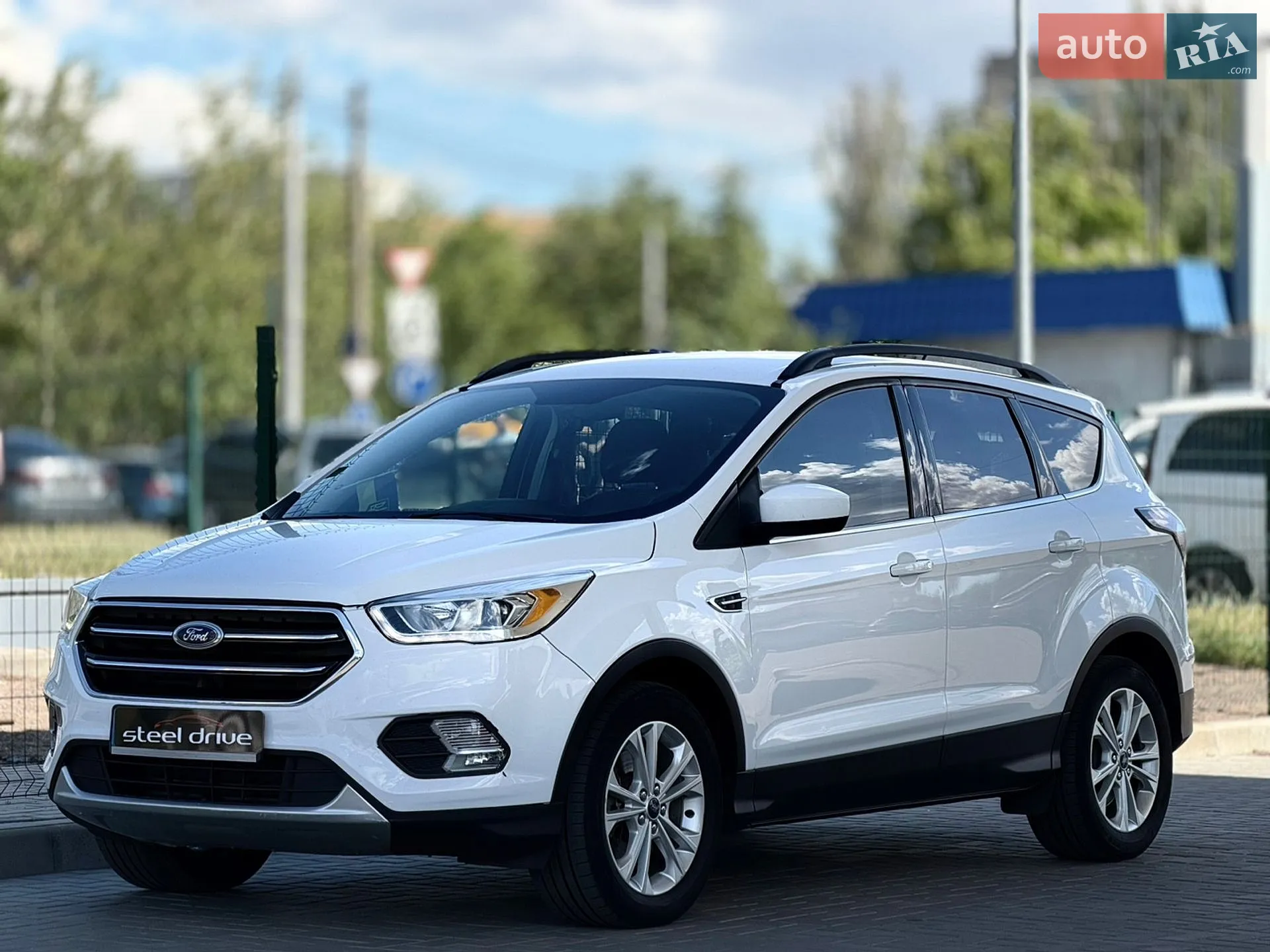 2016 Ford Escape - фото 1