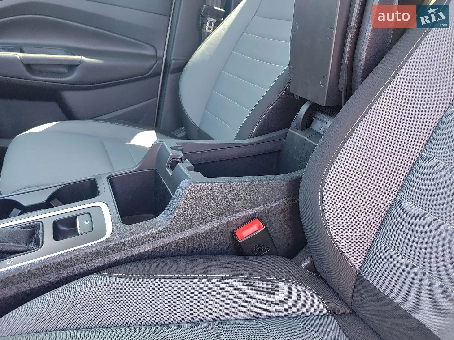 2016 Ford Escape - мініатюра 34
