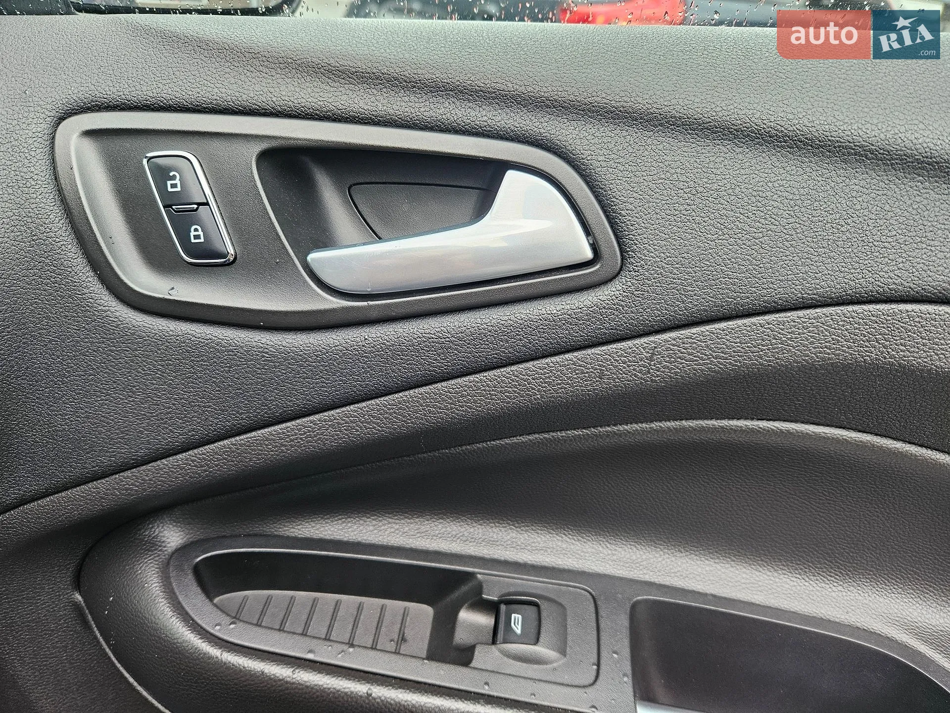 2015 Ford Escape - мініатюра 21