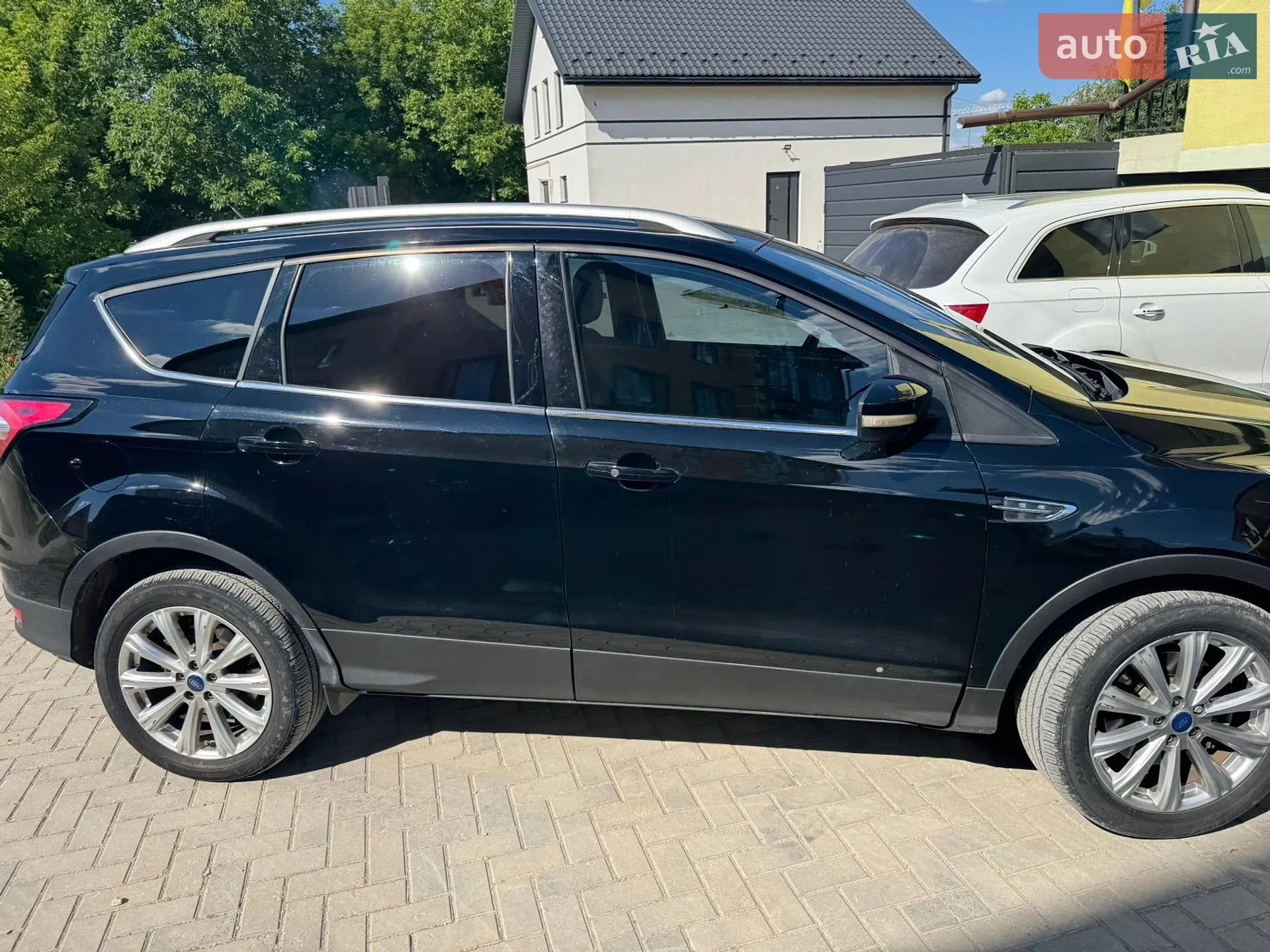 2017 Ford Escape - мініатюра 2