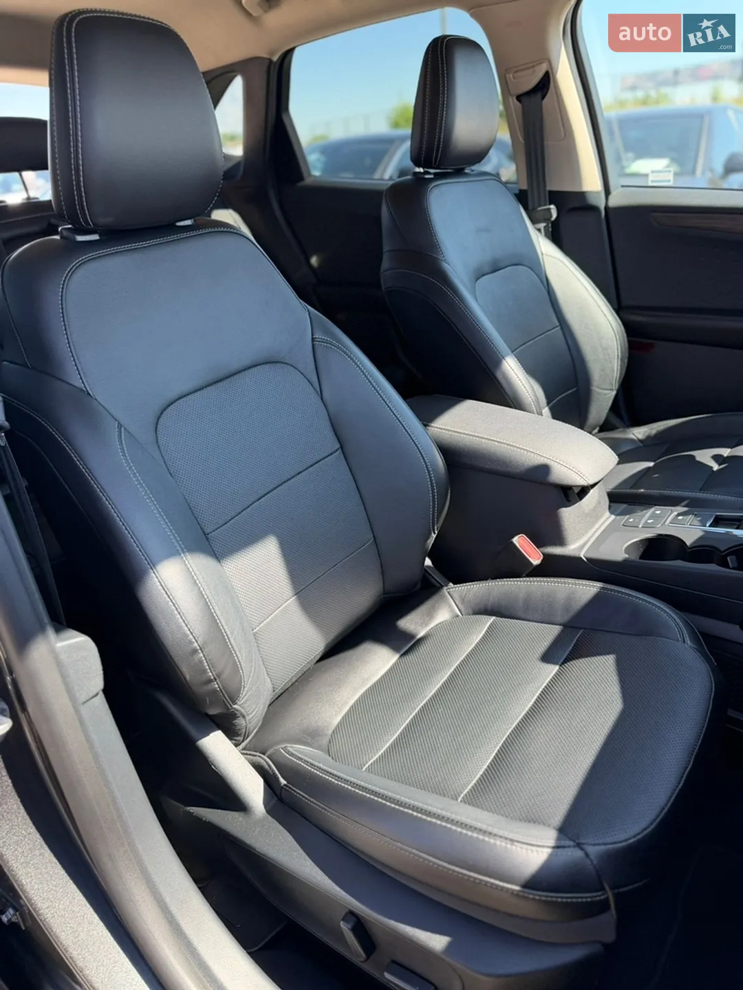 2020 Ford Escape - мініатюра 24