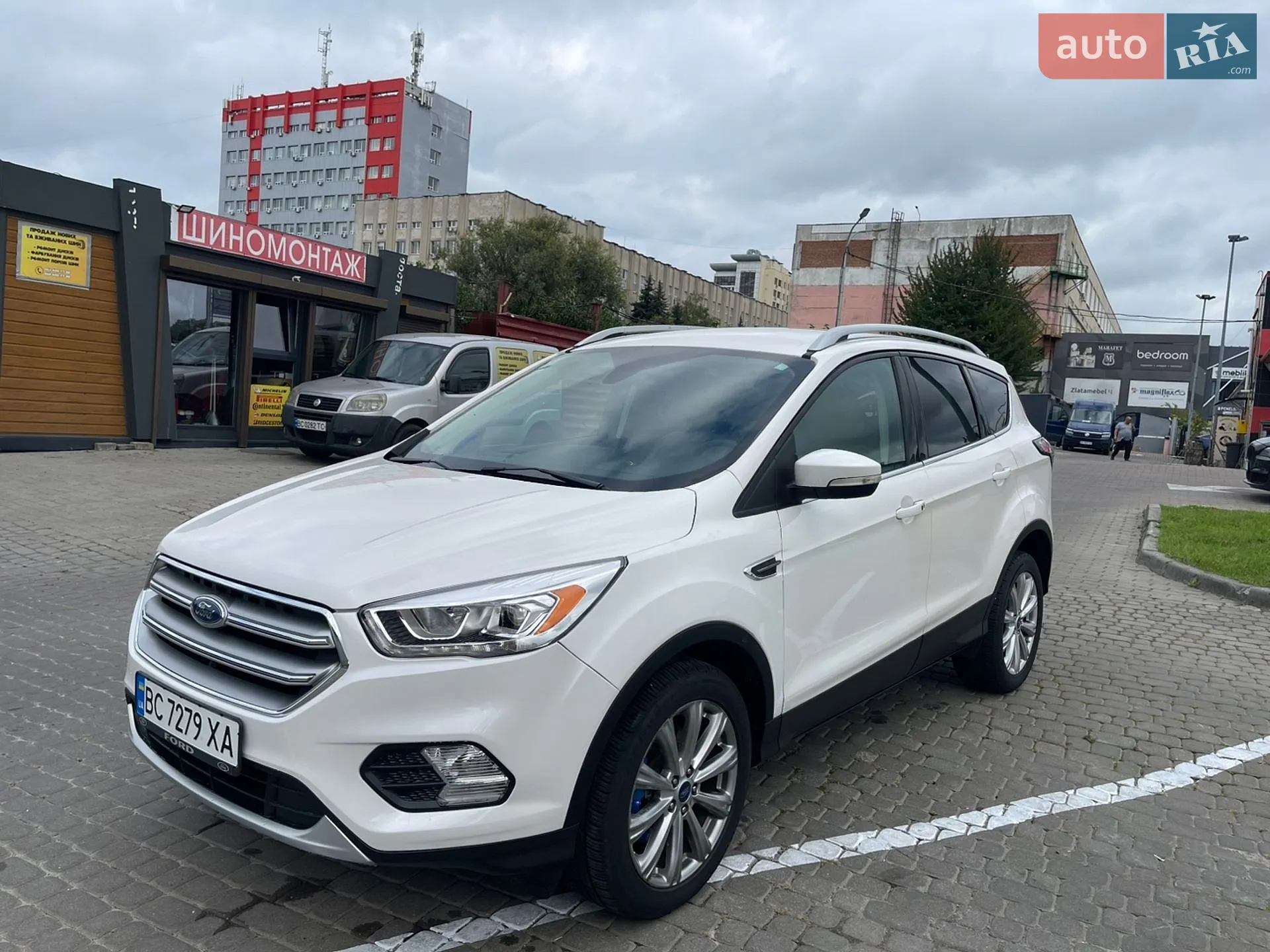 2016 Ford Escape - фото 1