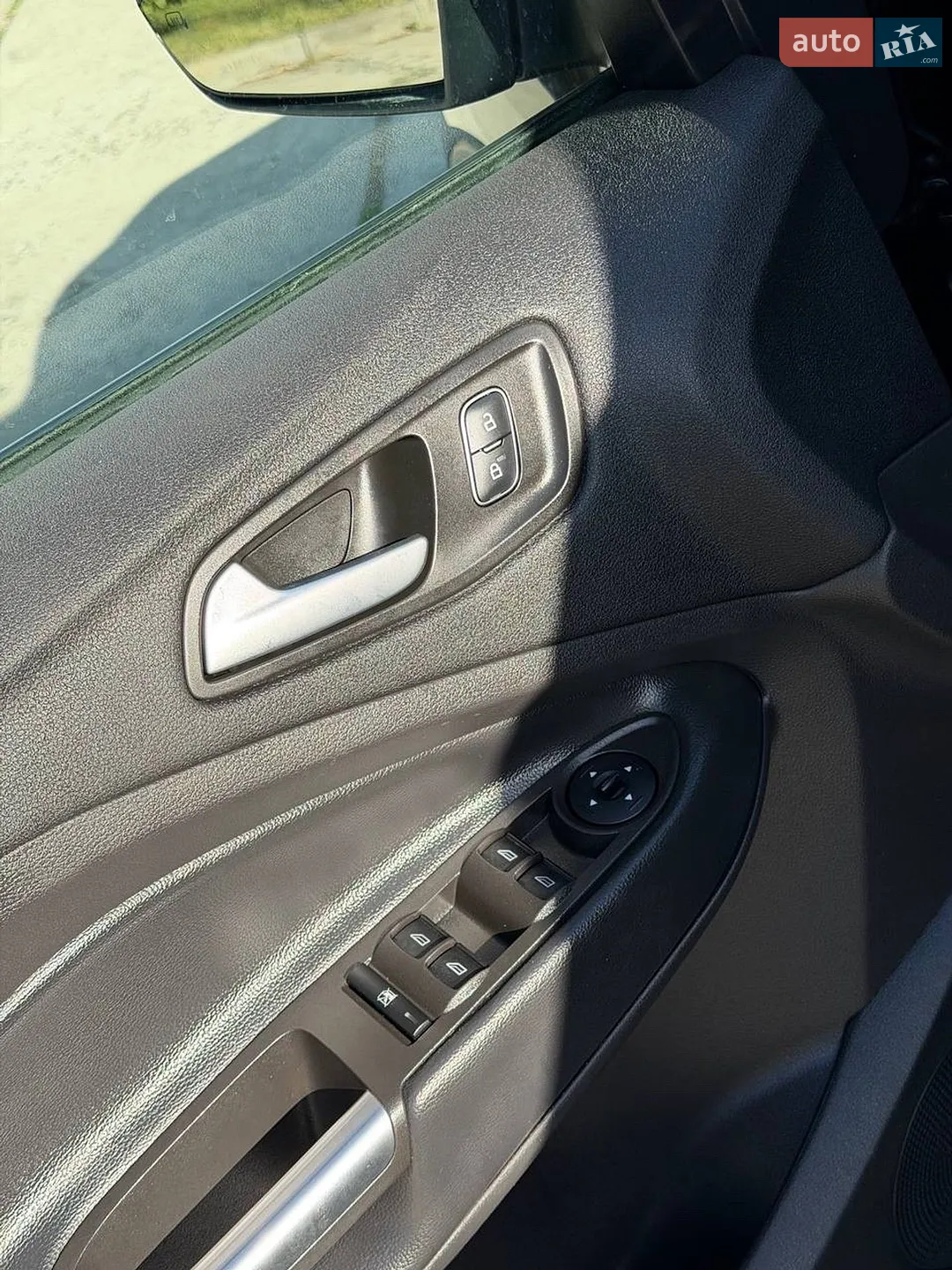 2019 Ford Escape - мініатюра 29