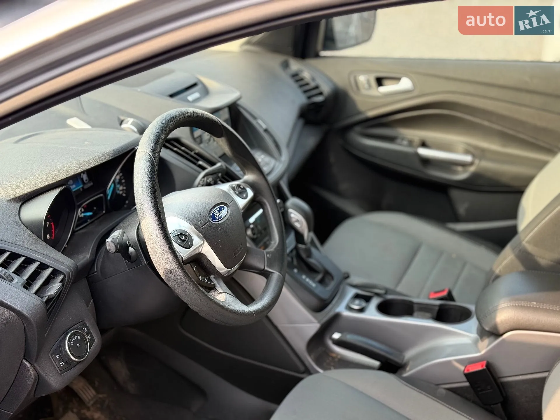 2016 Ford Escape - мініатюра 18