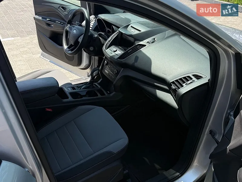 Ford Escape 2019 VIN 1FMCU0F73KUA89544 фото оголошення 19 з 79
