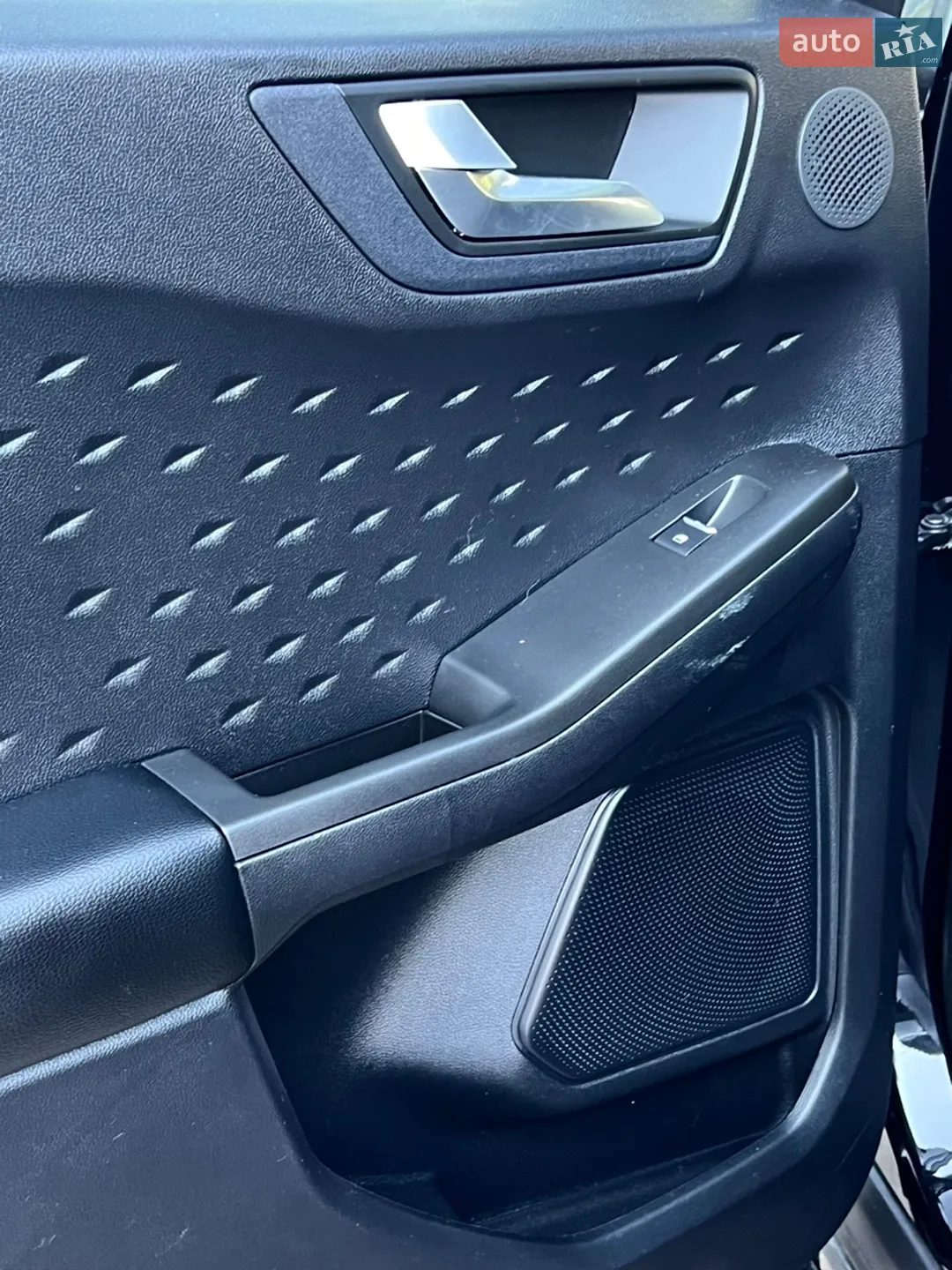 2020 Ford Escape - мініатюра 32
