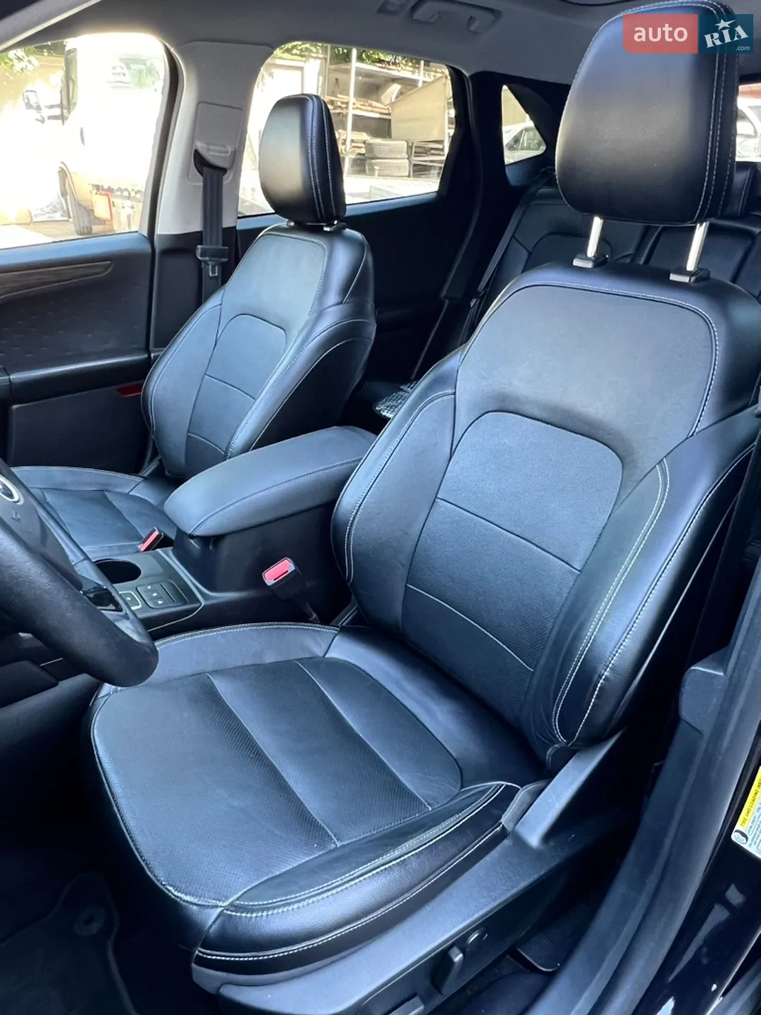 2020 Ford Escape - мініатюра 28