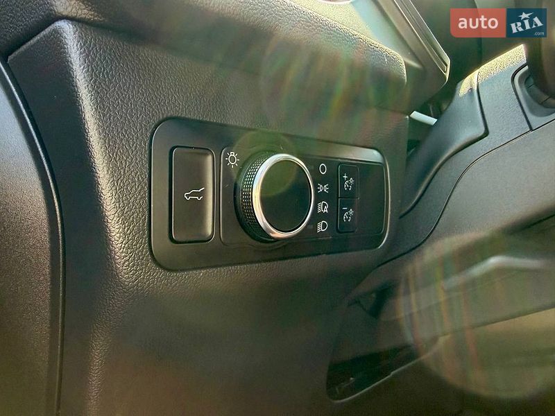 Внедорожник / Кроссовер Ford Escape 2024 в Киеве