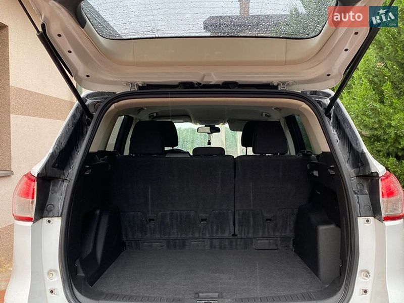Внедорожник / Кроссовер Ford Escape 2015 в Самаре