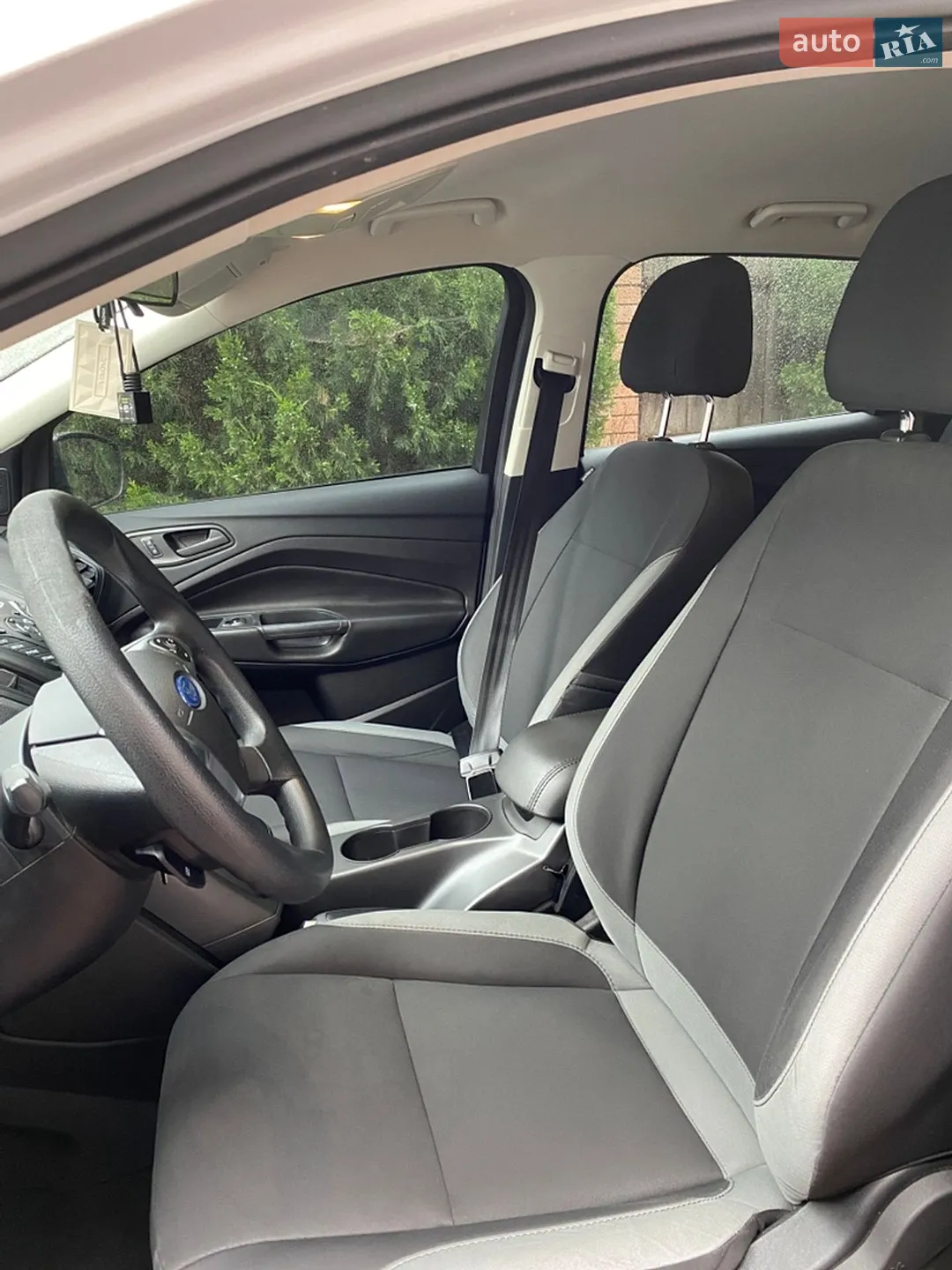 Ford Escape 2015 VIN 1FMCU0F78GUB31469 фото оголошення 30 з 36
