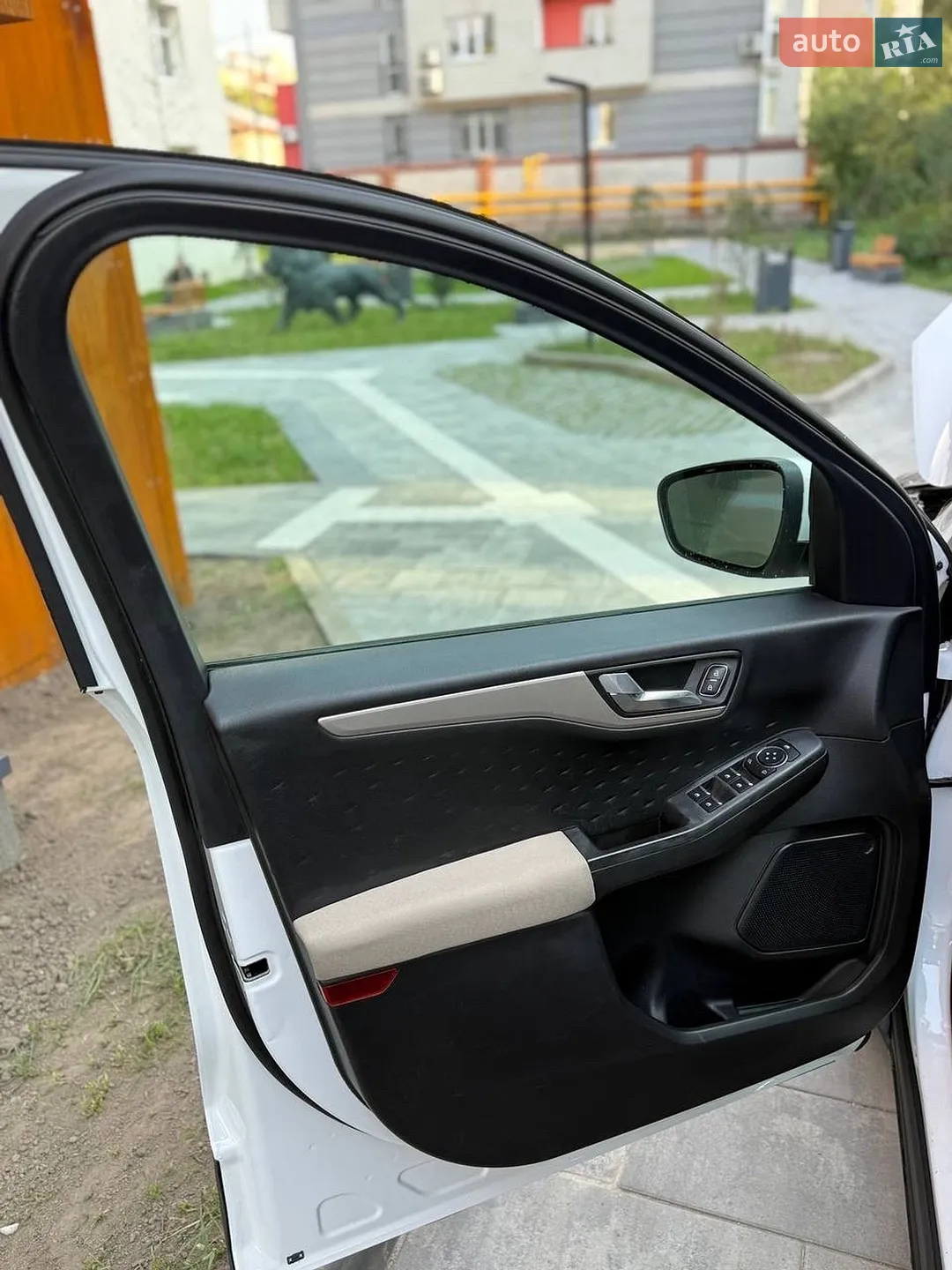 2020 Ford Escape - мініатюра 11