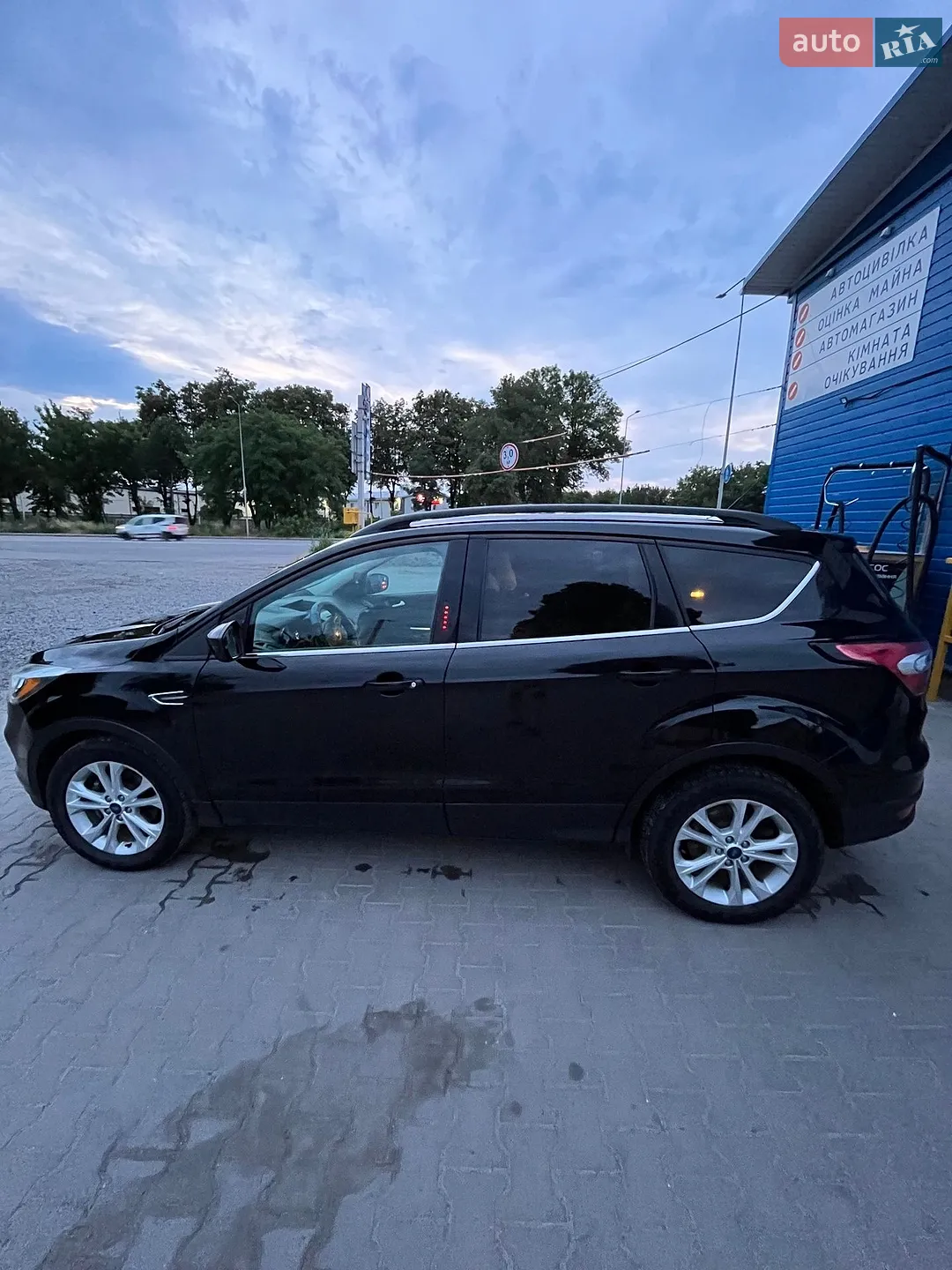 2017 Ford Escape - мініатюра 3