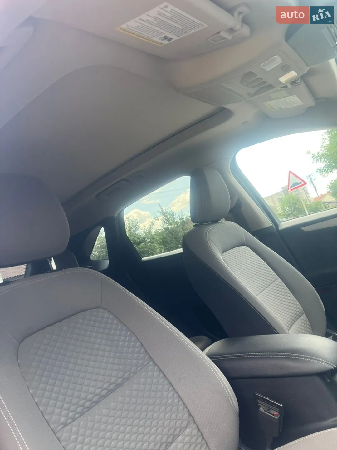 2020 Ford Escape - мініатюра 12