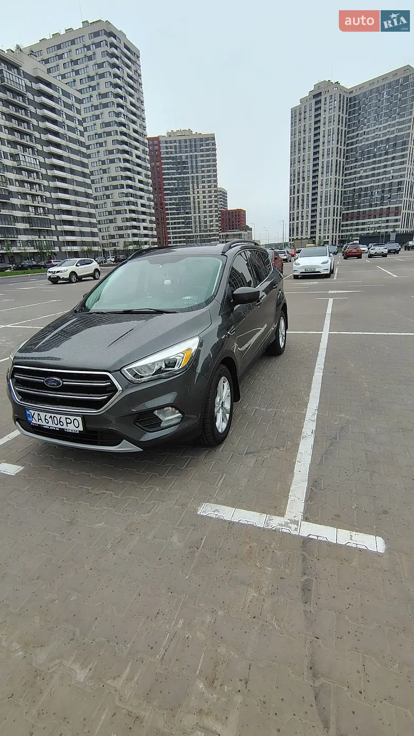 2017 Ford Escape - фото 1