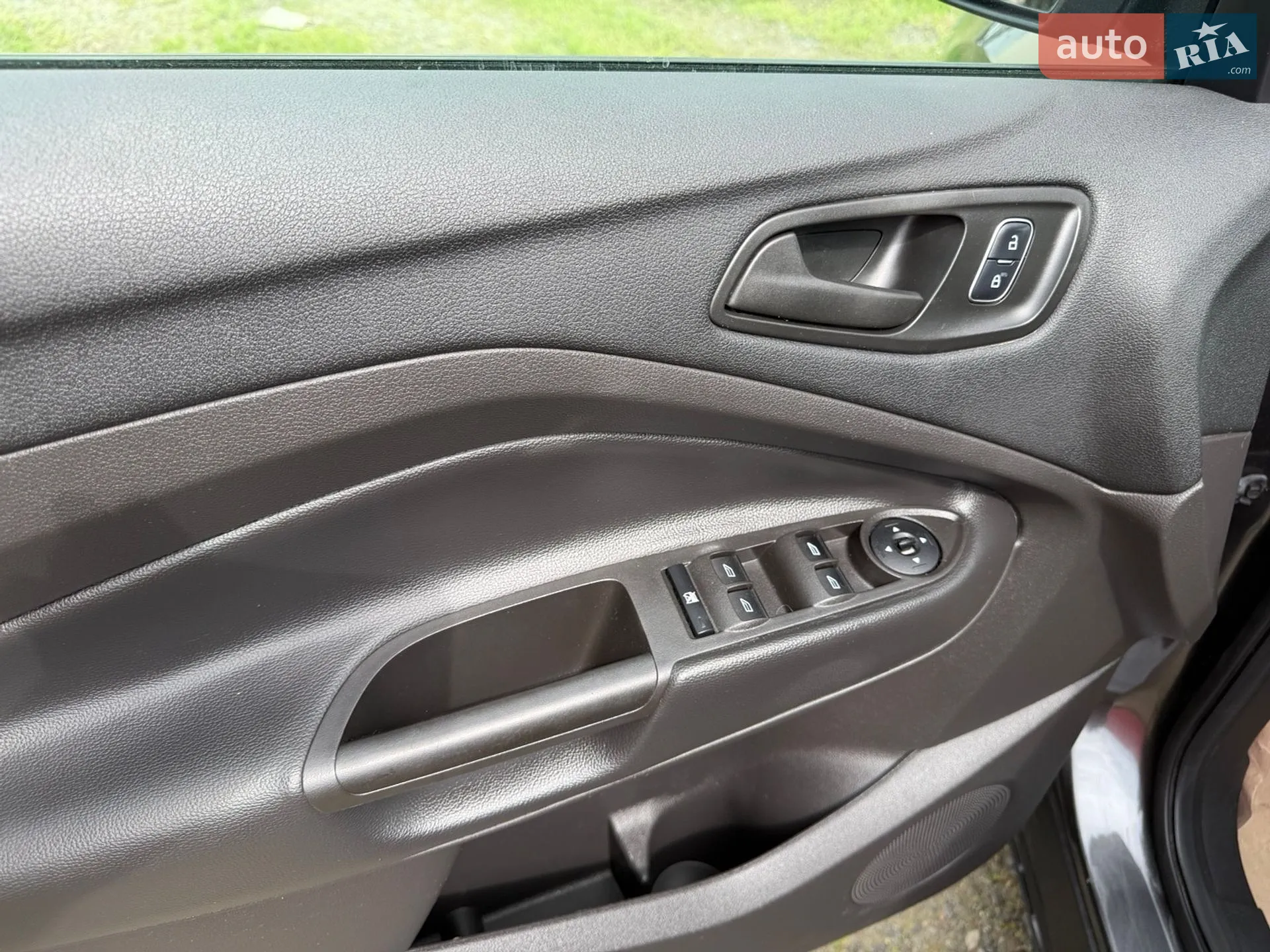 2017 Ford Escape - мініатюра 18
