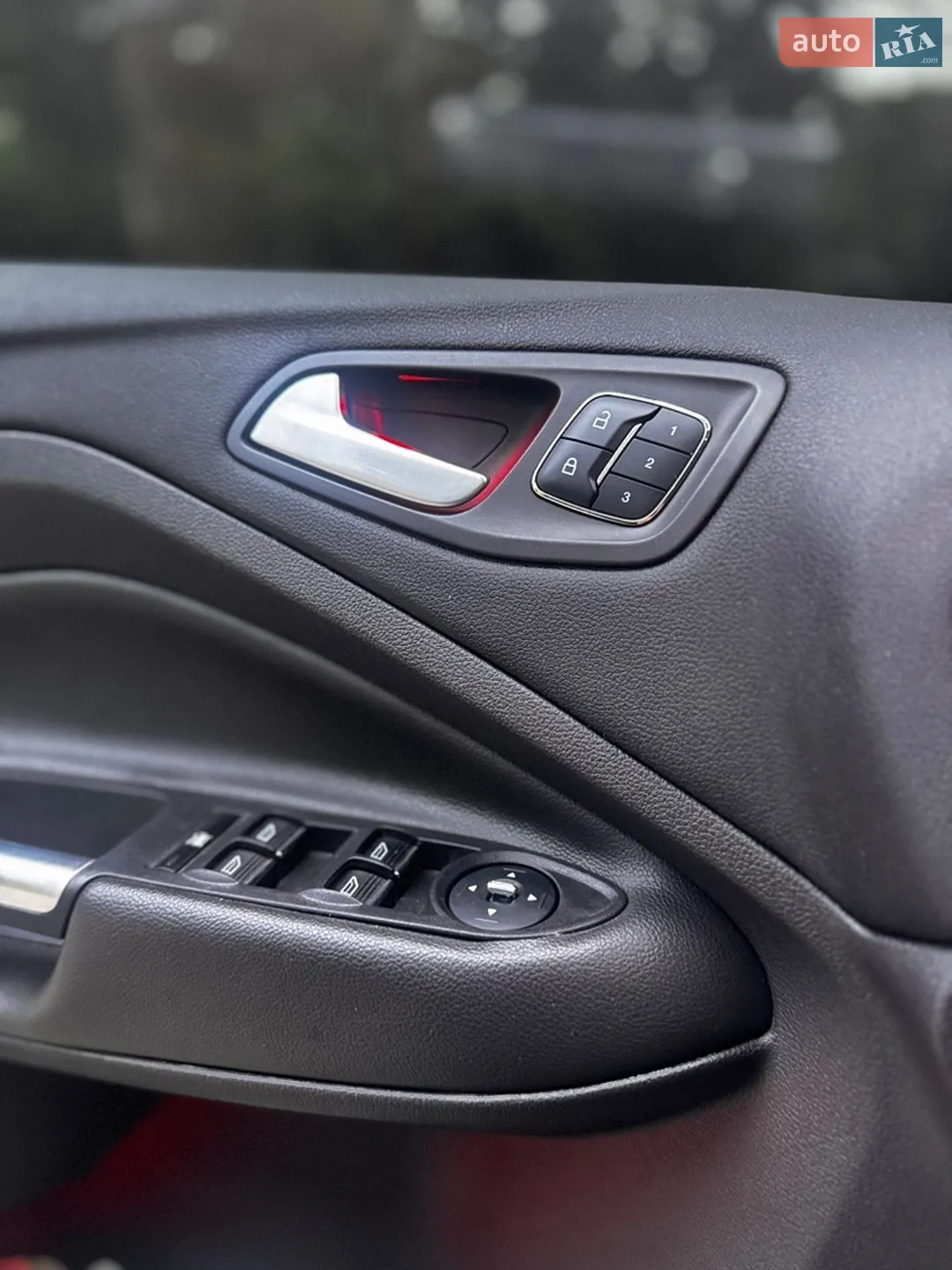 2015 Ford Escape - мініатюра 19