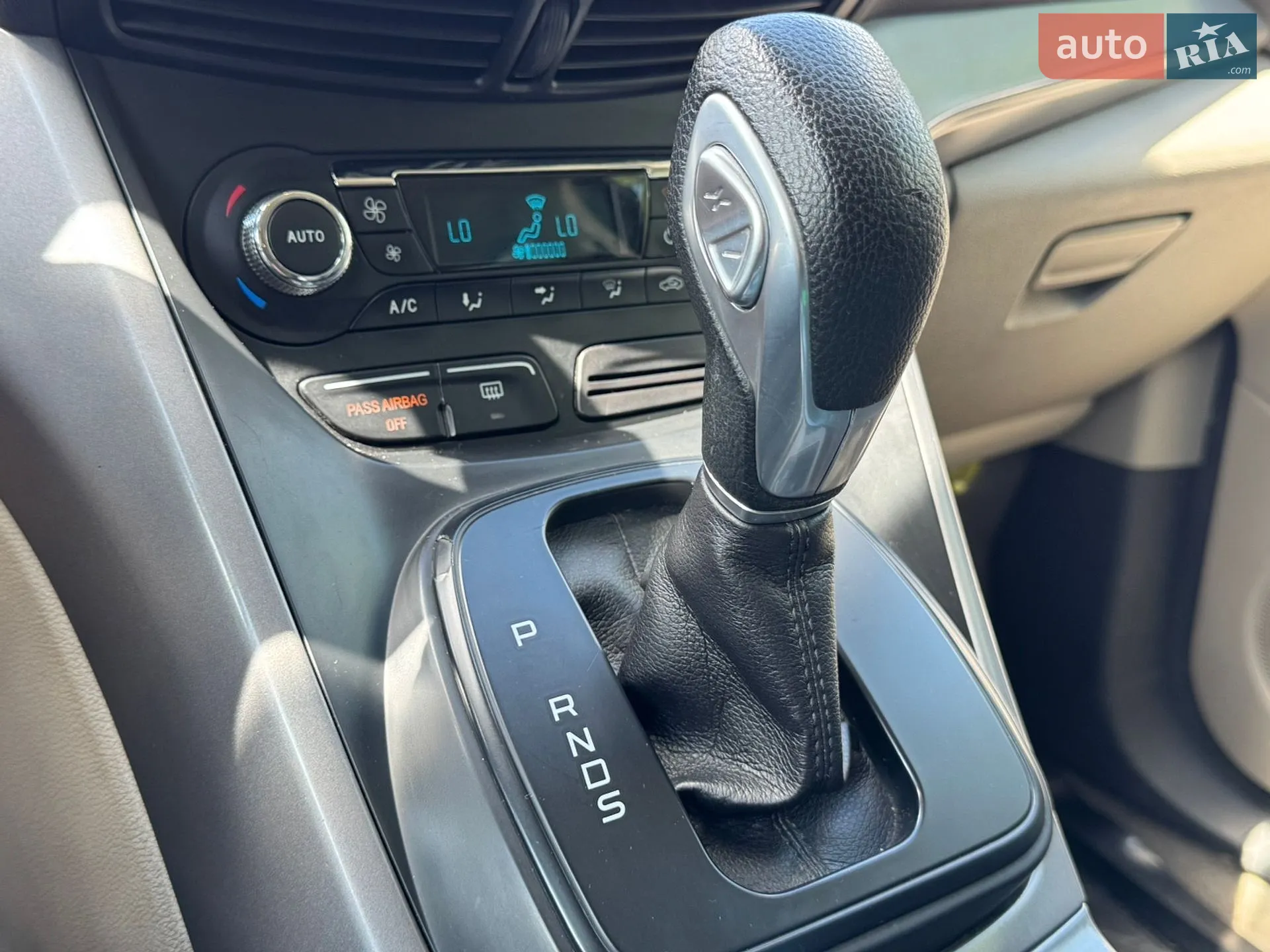 2015 Ford Escape - мініатюра 23
