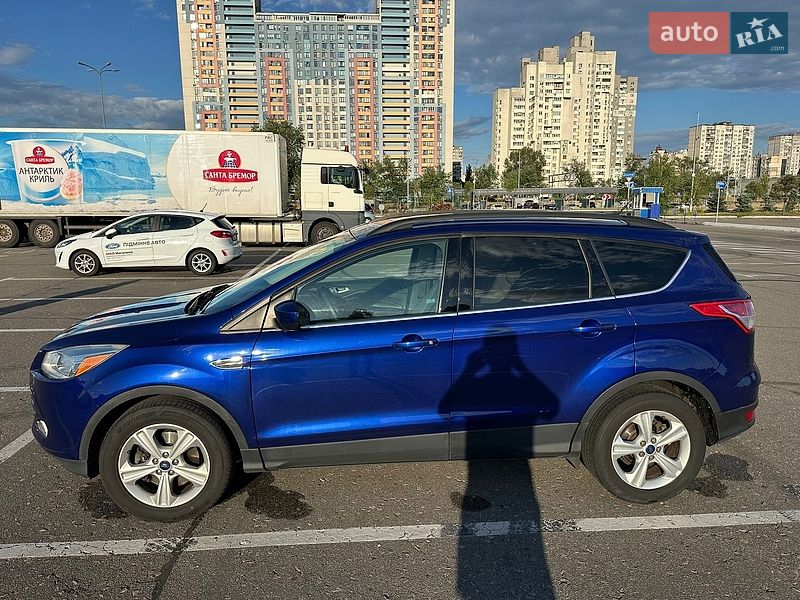 Внедорожник / Кроссовер Ford Escape 2015 в Киеве