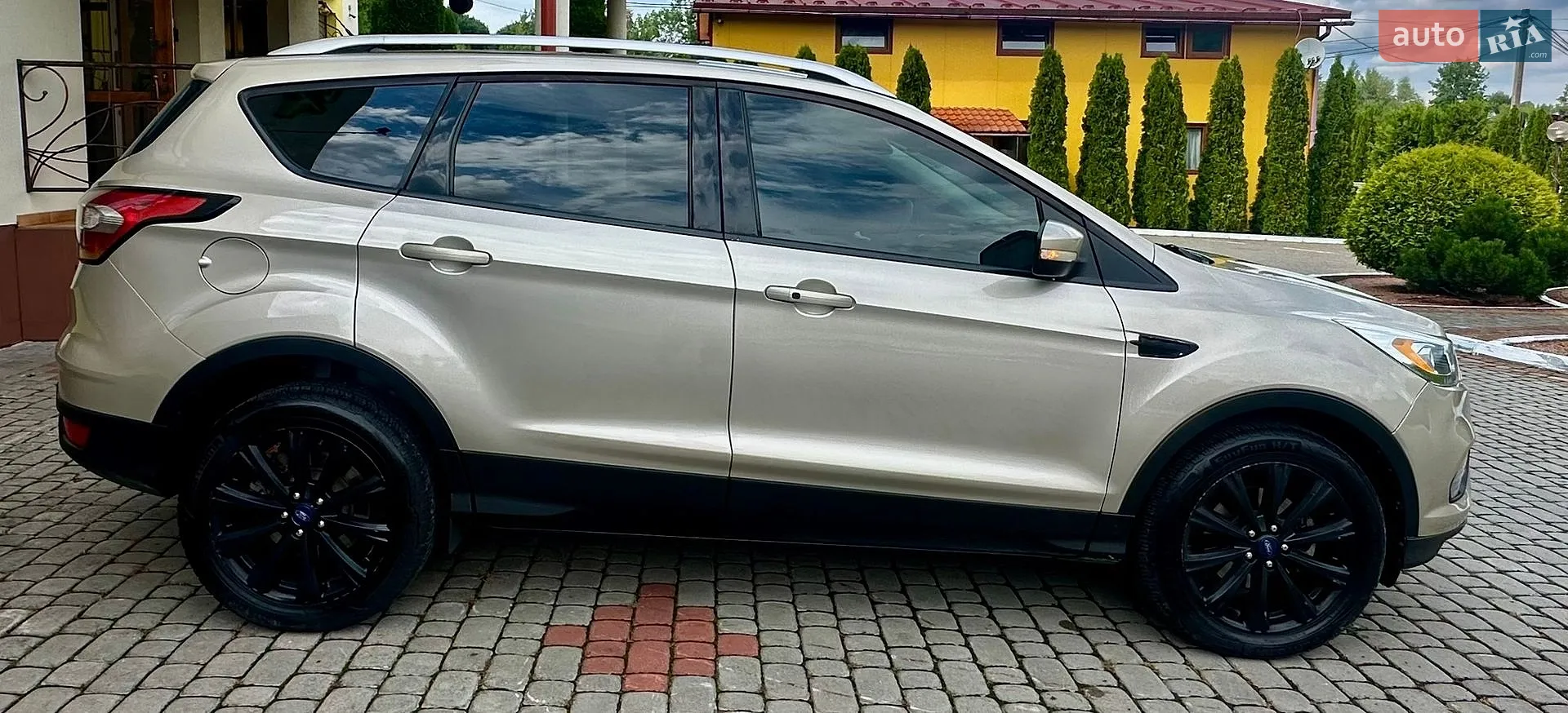 2017 Ford Escape - мініатюра 10