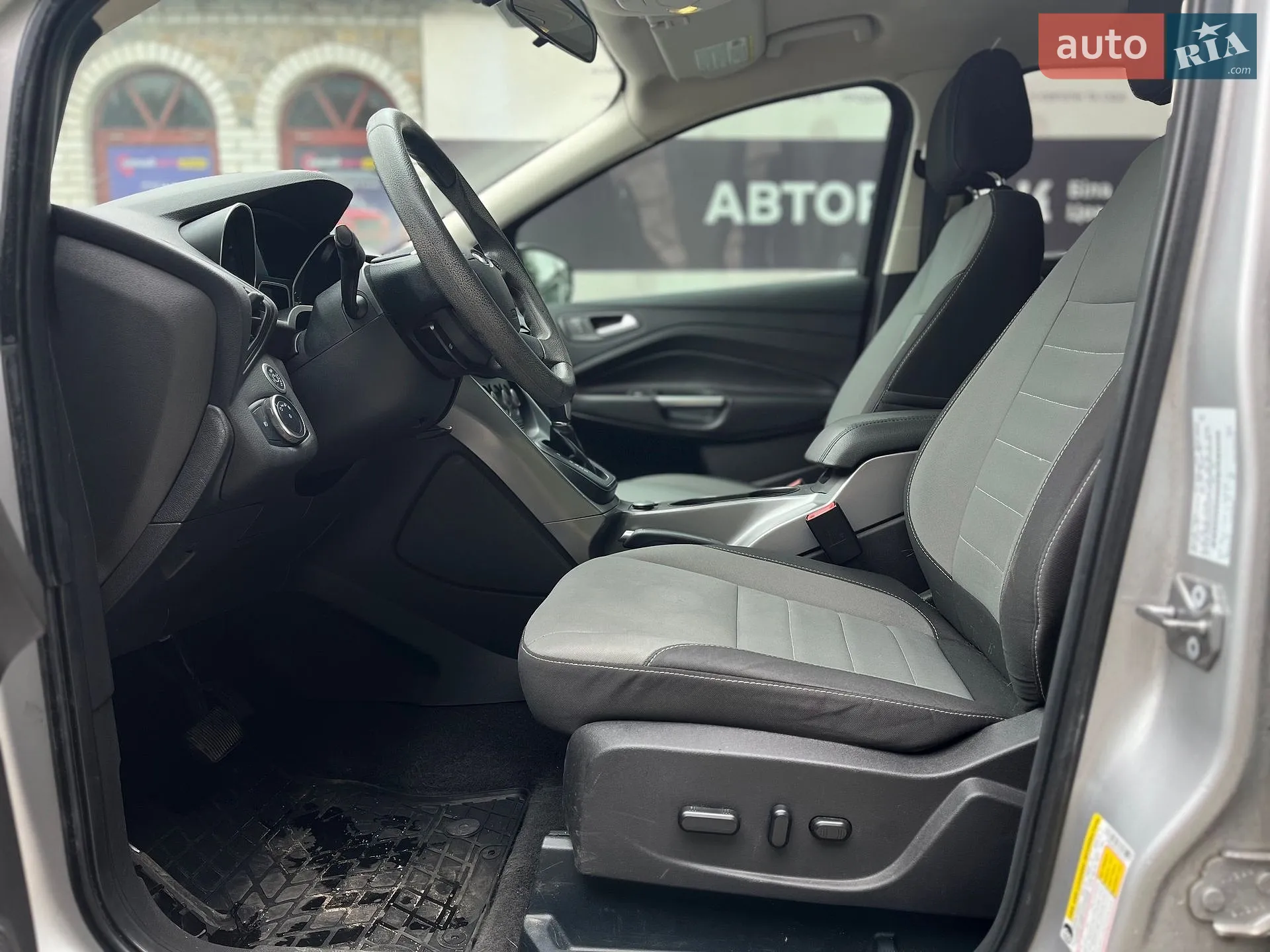2016 Ford Escape - мініатюра 12