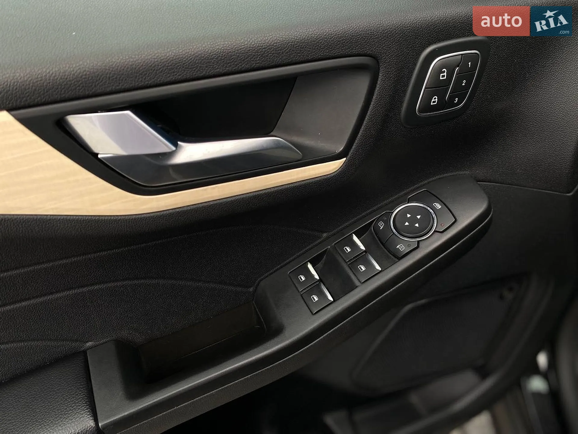 2022 Ford Escape - мініатюра 25