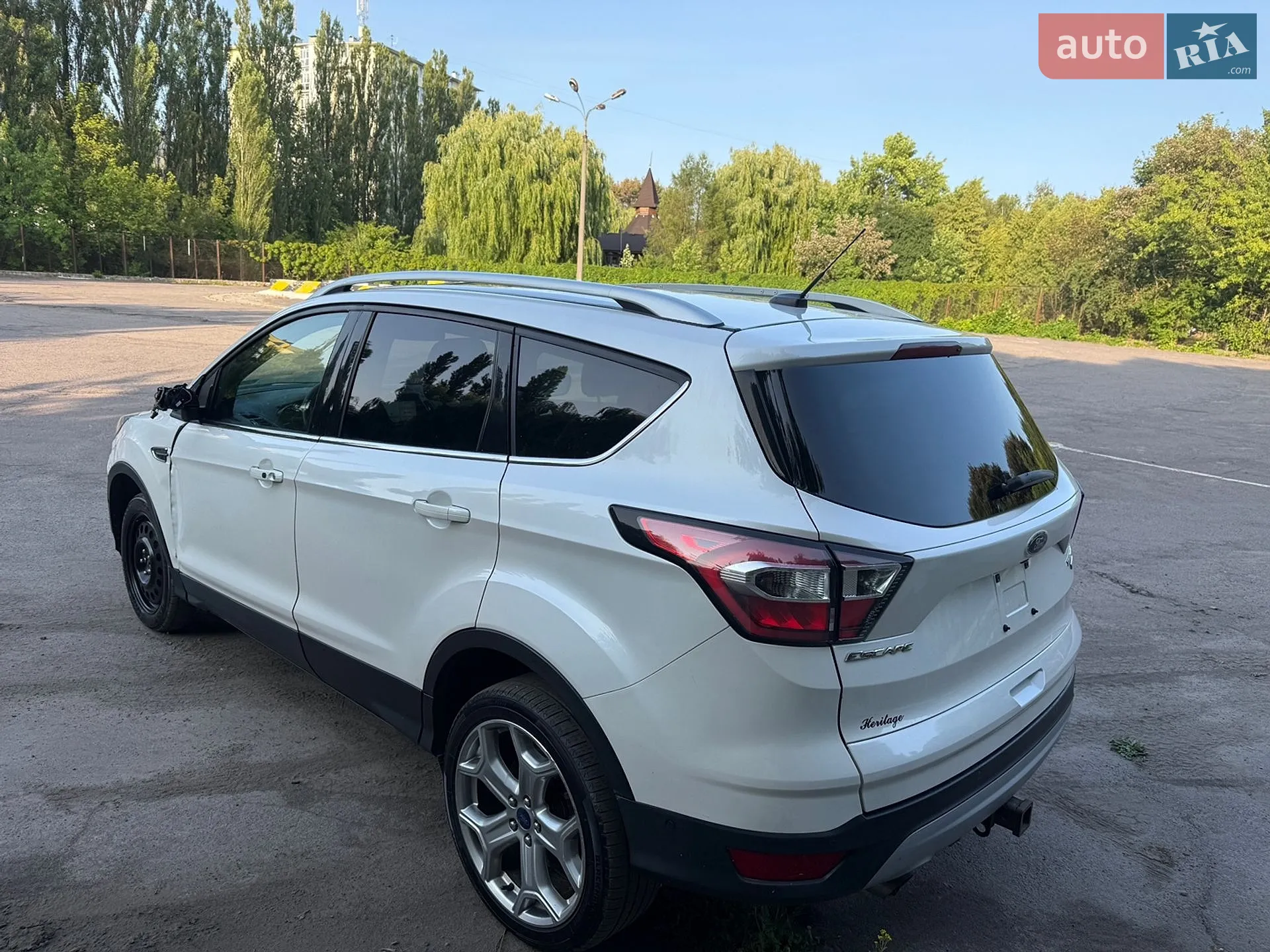 2017 Ford Escape - мініатюра 10