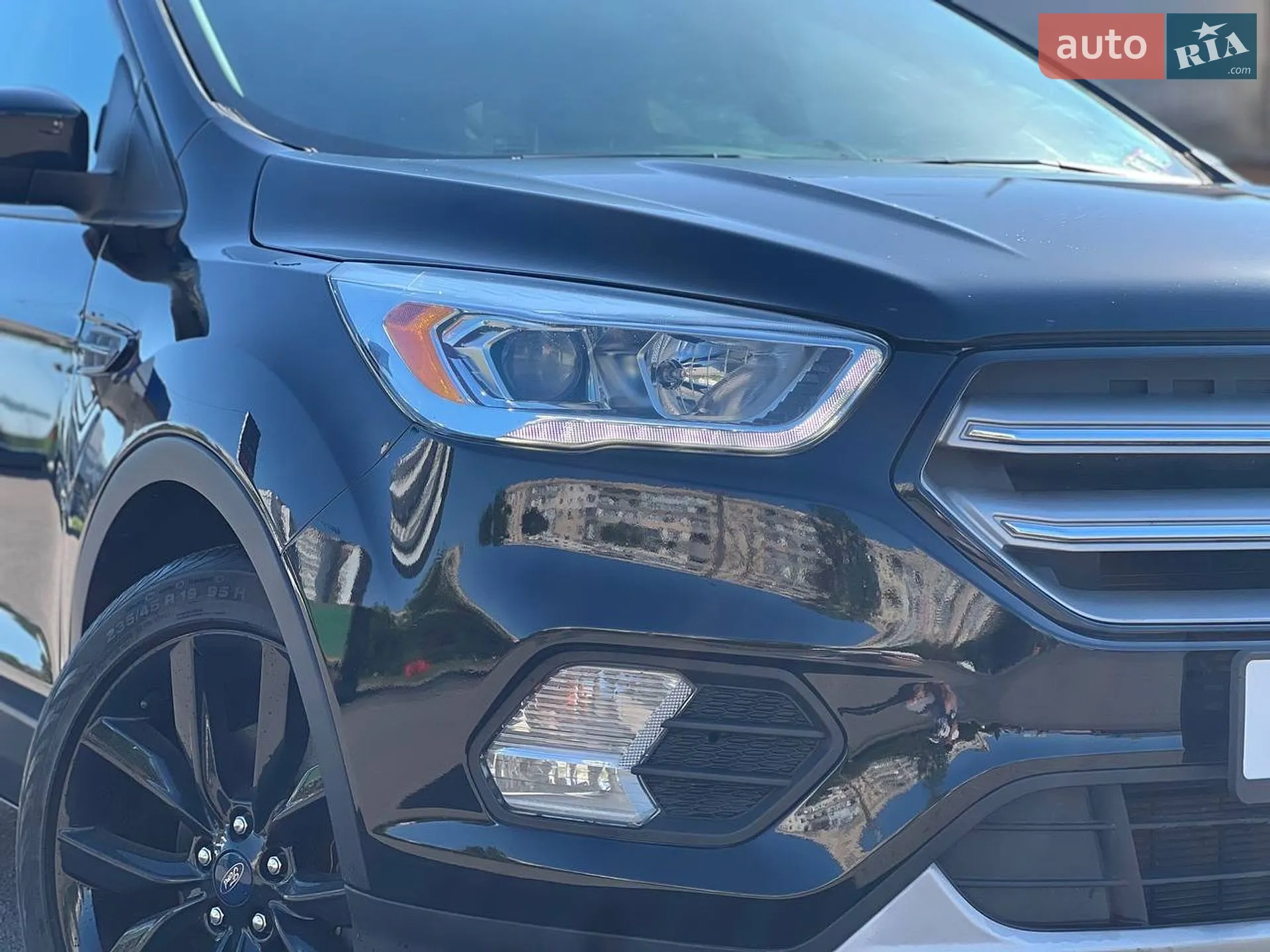 2019 Ford Escape - мініатюра 2