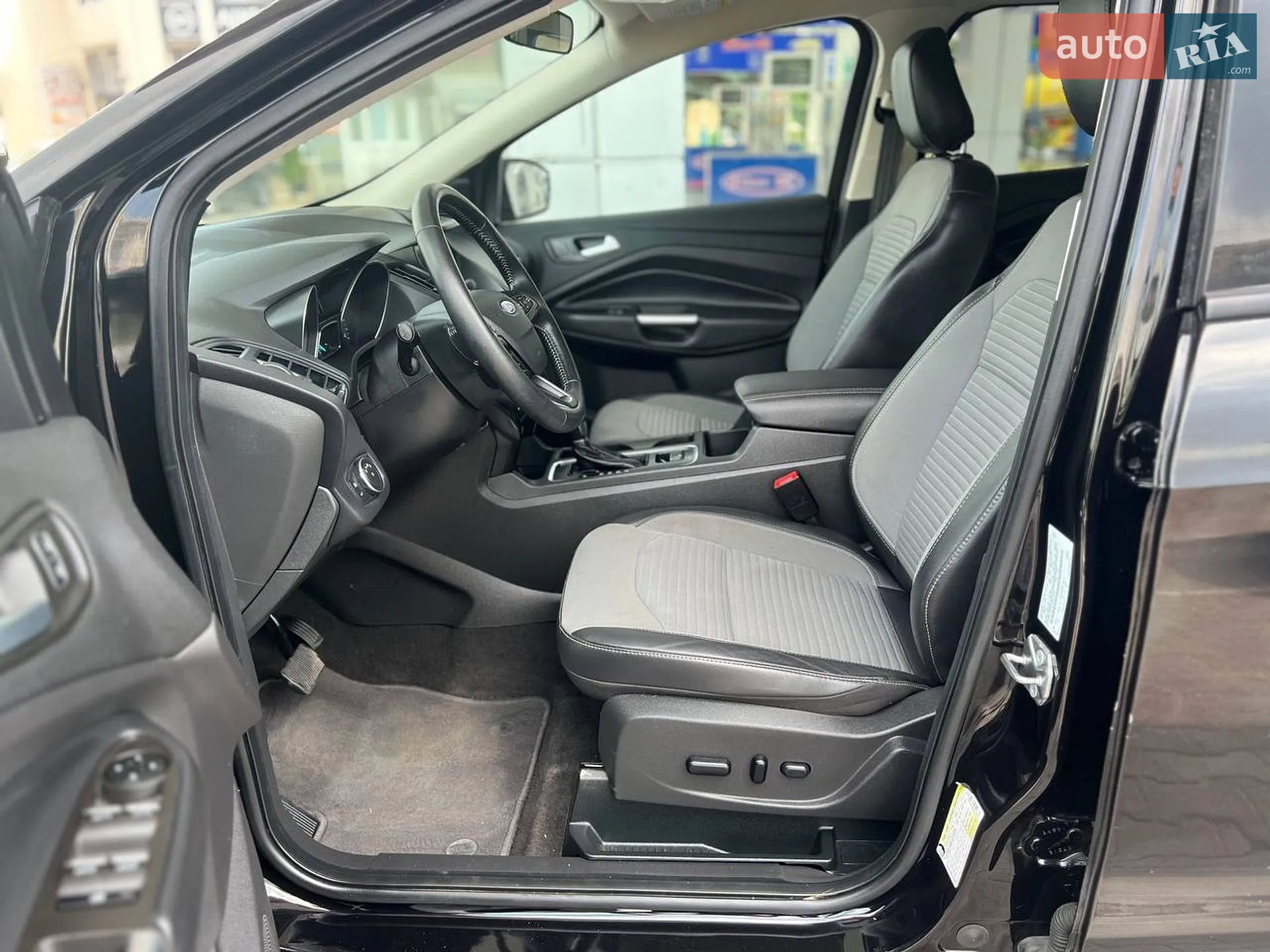 2019 Ford Escape - мініатюра 12