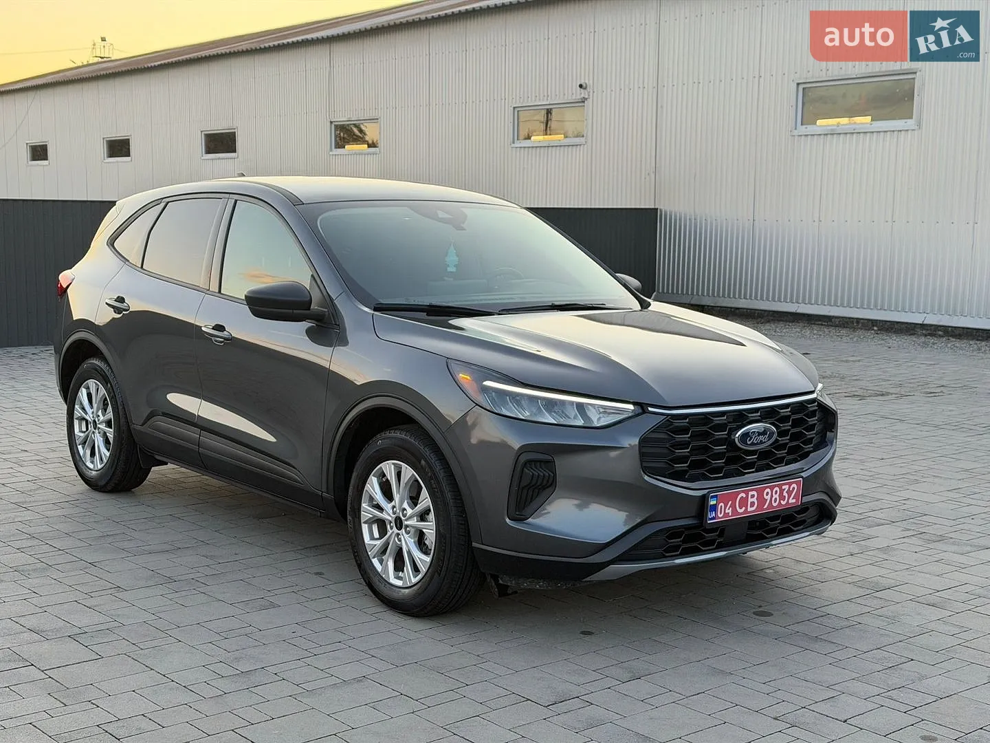 2025 Ford Escape - фото 1