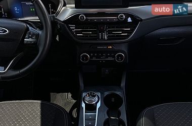 Внедорожник / Кроссовер Ford Escape 2023 в Золочеве