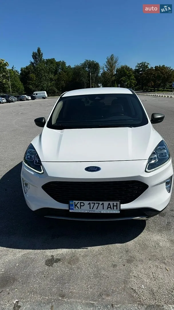 2022 Ford Escape - фото 1