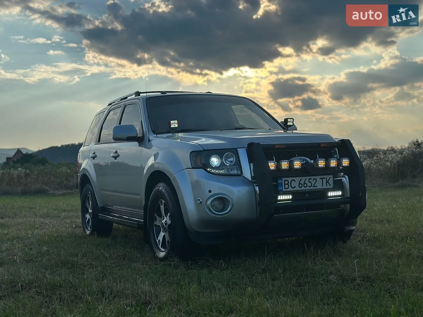 2010 Ford Escape - мініатюра 4