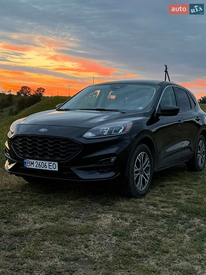 2021 Ford Escape - фото 1