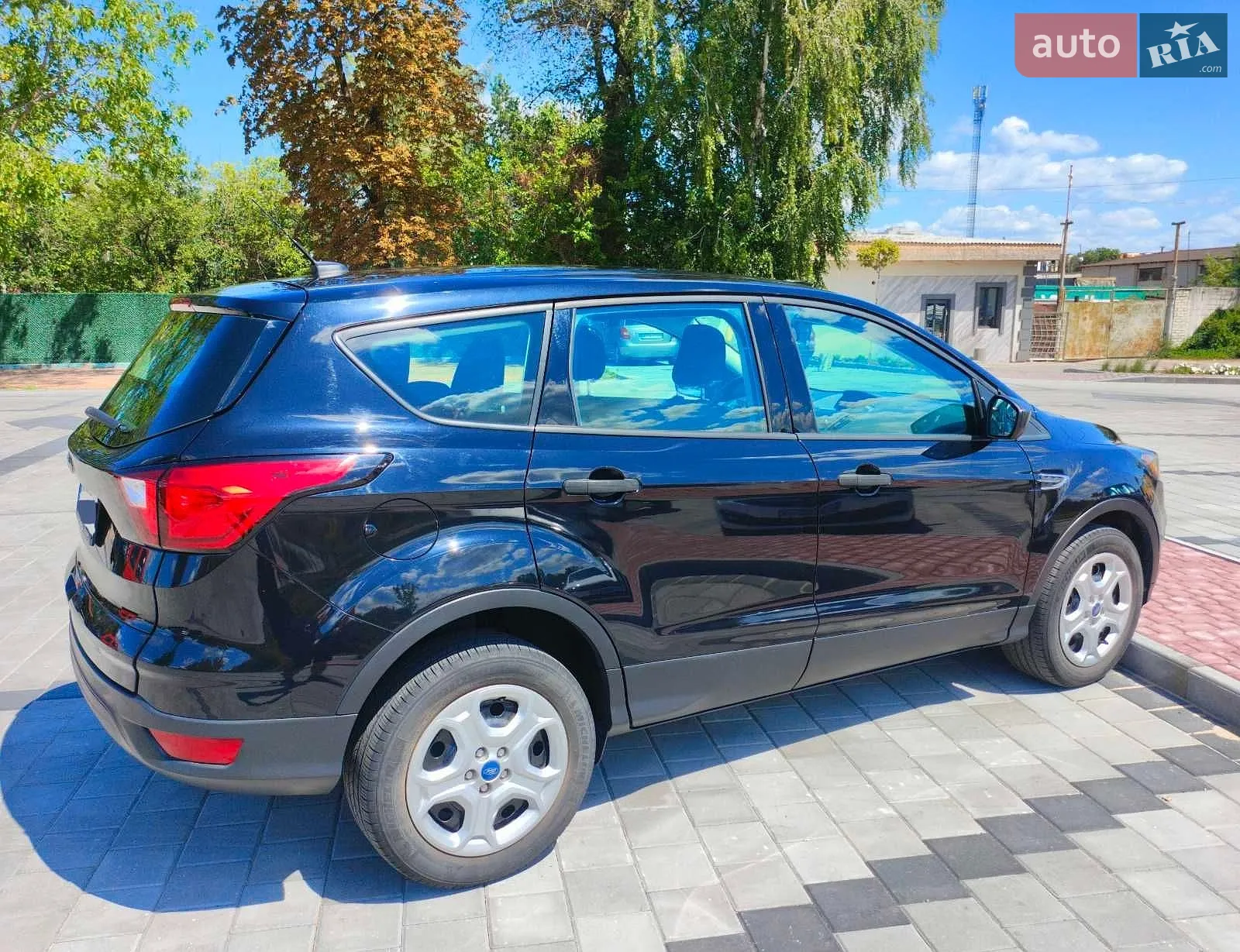 2019 Ford Escape - мініатюра 2