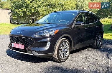 Позашляховик / Кросовер Ford Escape 2020 в Львові