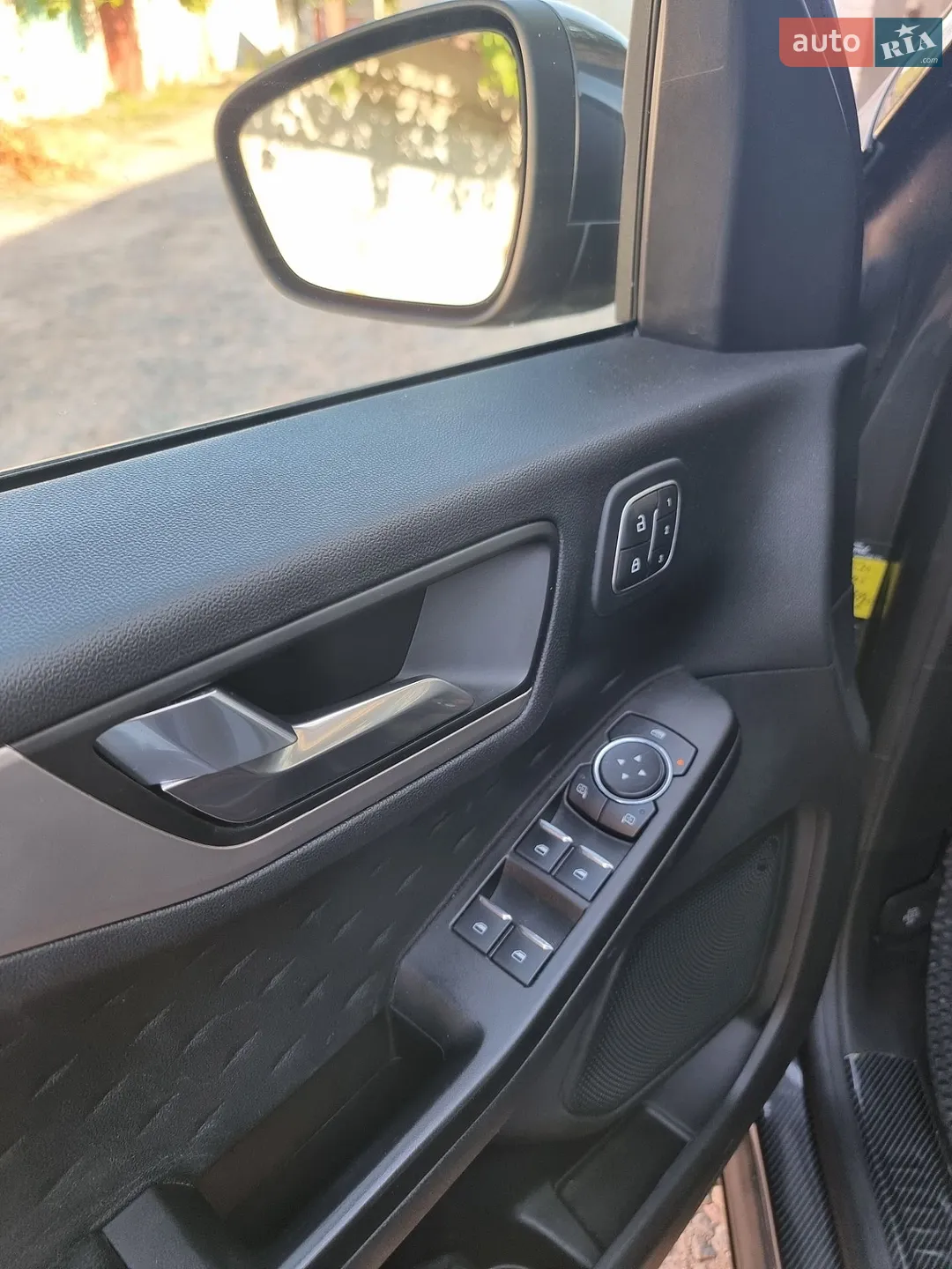2019 Ford Escape - мініатюра 17