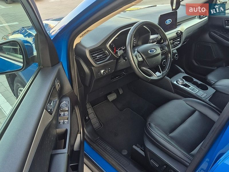 Позашляховик / Кросовер Ford Escape 2020 в Умані