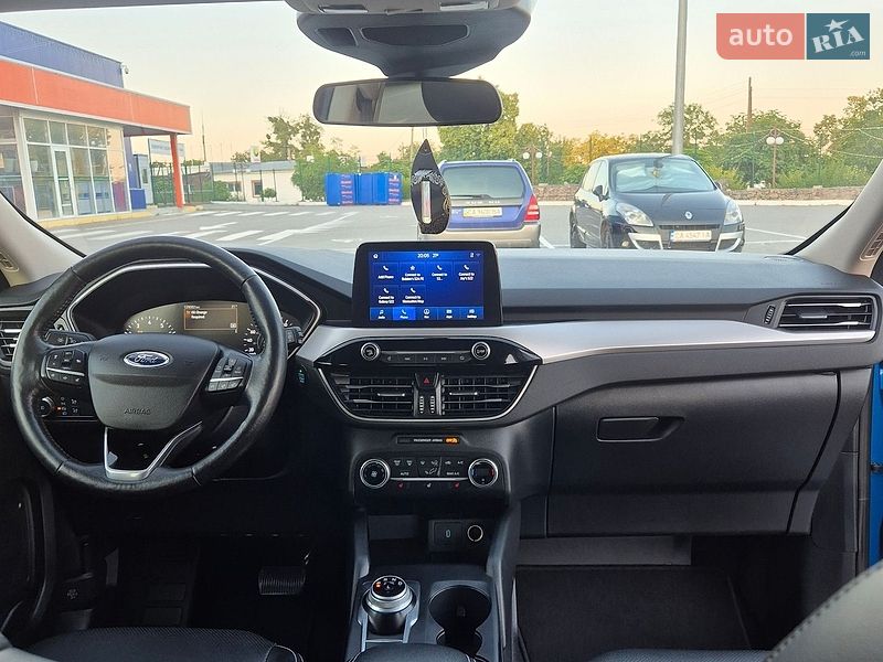 Позашляховик / Кросовер Ford Escape 2020 в Умані