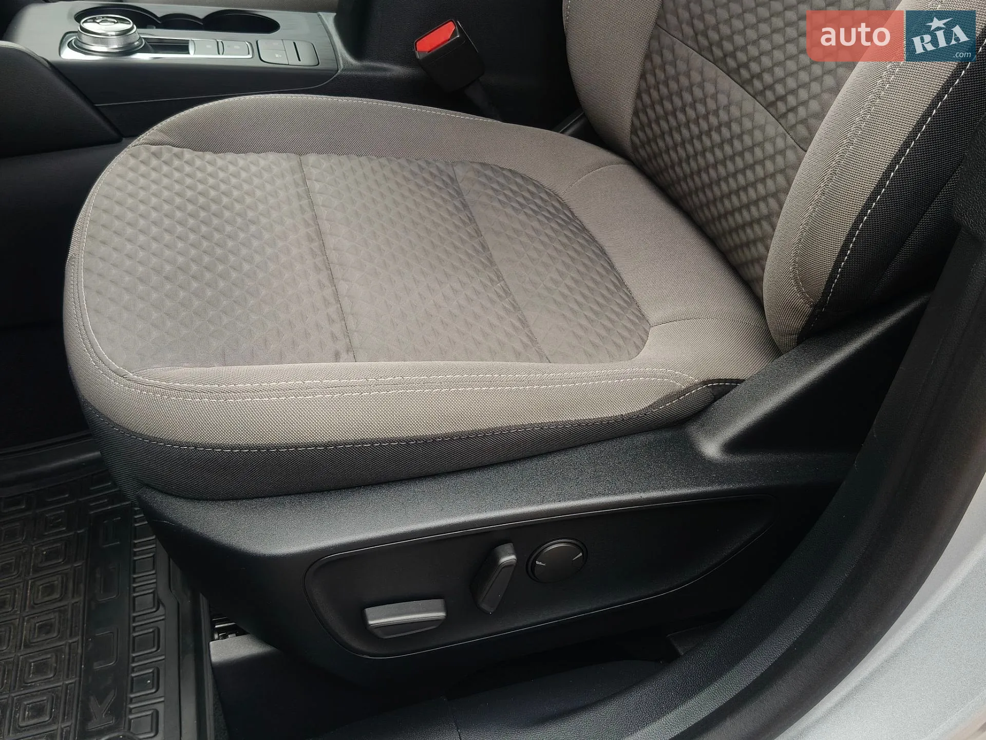 2020 Ford Escape - мініатюра 35
