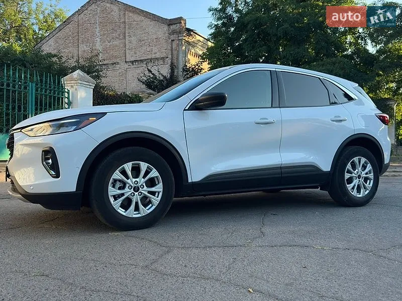 Ford Escape