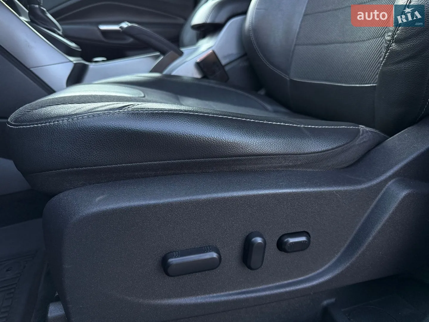 2014 Ford Escape - мініатюра 23