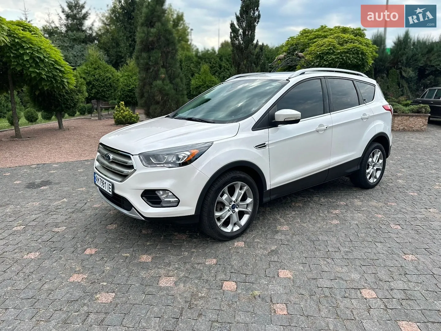 2015 Ford Escape - фото 1