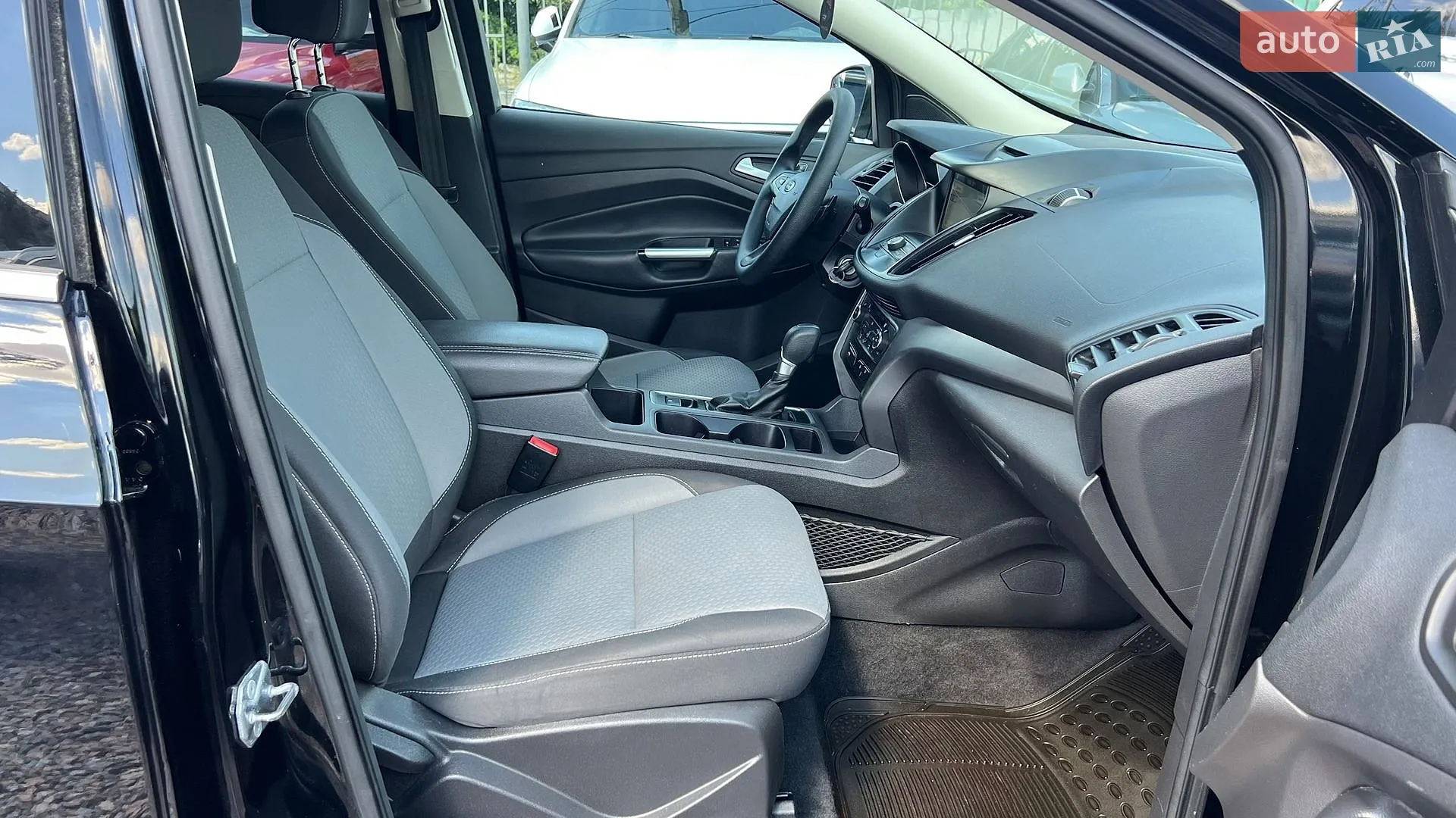 2017 Ford Escape - мініатюра 16