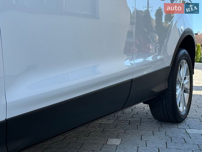 Позашляховик / Кросовер Ford Escape 2019 в Дрогобичі