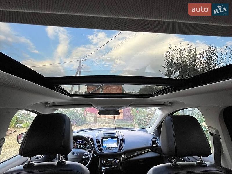 Внедорожник / Кроссовер Ford Escape 2016 в Ивано-Франковске